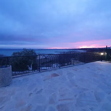 студио сарафово * Burgas