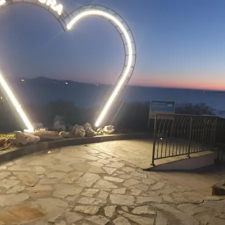 студио сарафово Apartment